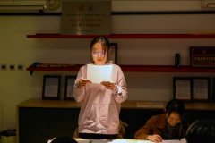 颠末四个小时的论